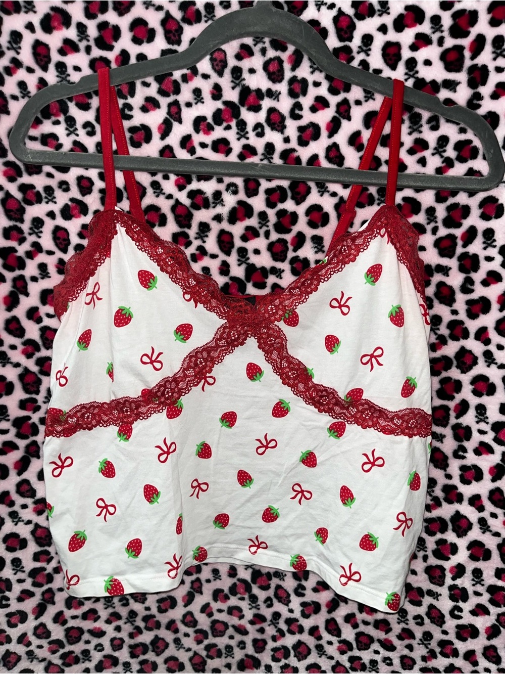 Women’s White Strawberry Print Lace Trim Cami Tank Top - Red Trim